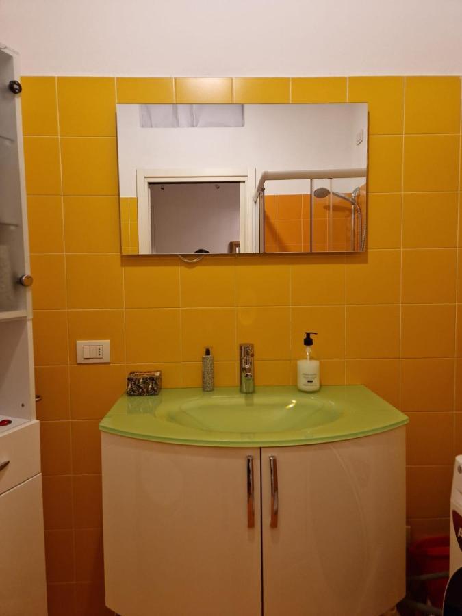 Navigli Apartamento Milão Exterior foto